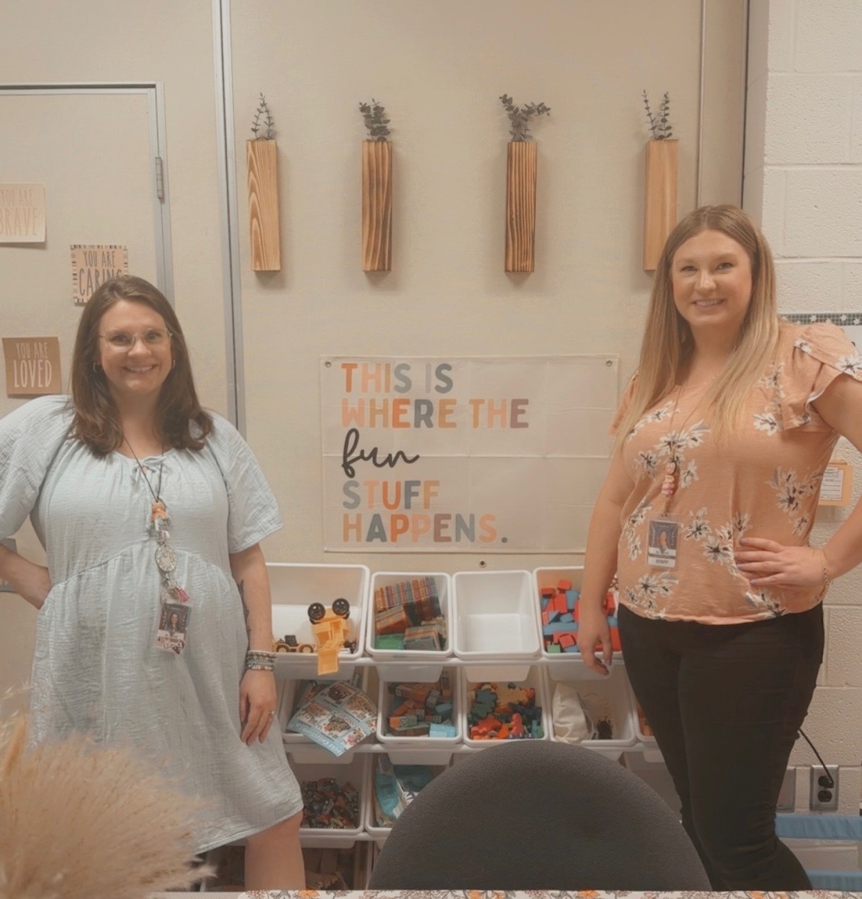 picture of shauna and carly